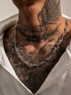 Knotted Chain Necklace